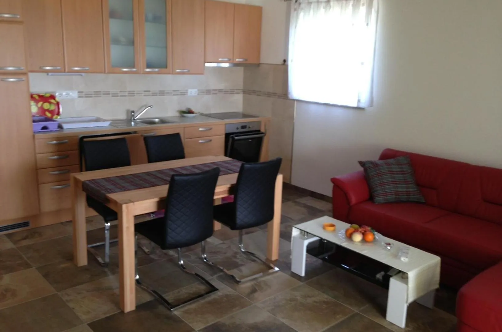 Apartment The Yellow House Sveti Anton